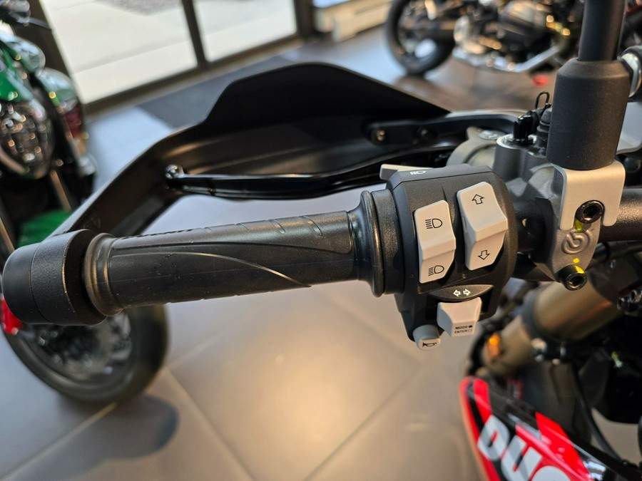 2025 Ducati Hypermotard 698 Mono RVE