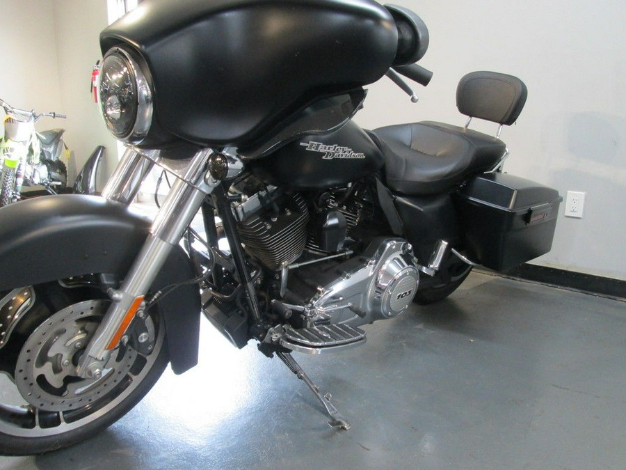 2013 Harley-Davidson® FLHX - Street Glide®