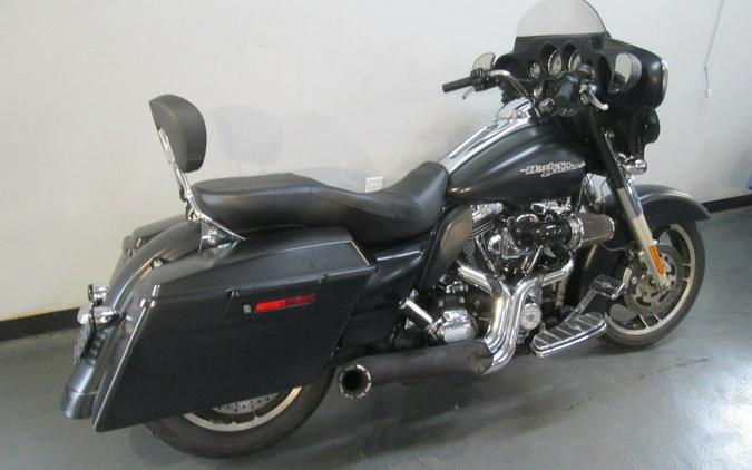 2013 Harley-Davidson® FLHX - Street Glide®