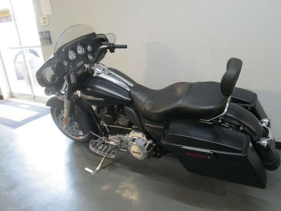 2013 Harley-Davidson® FLHX - Street Glide®