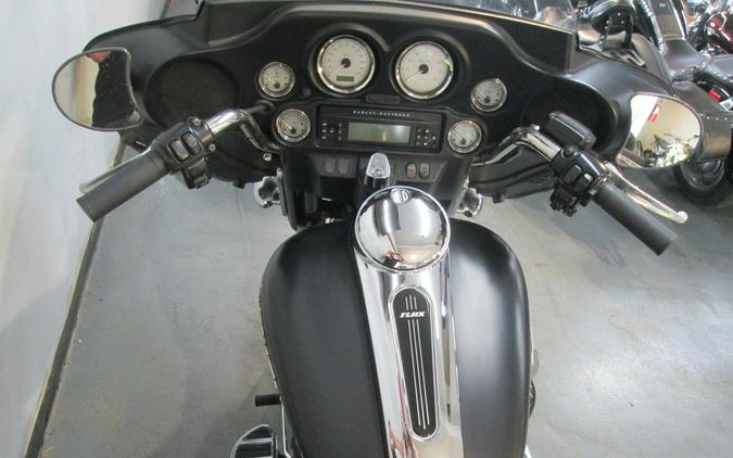 2013 Harley-Davidson® FLHX - Street Glide®