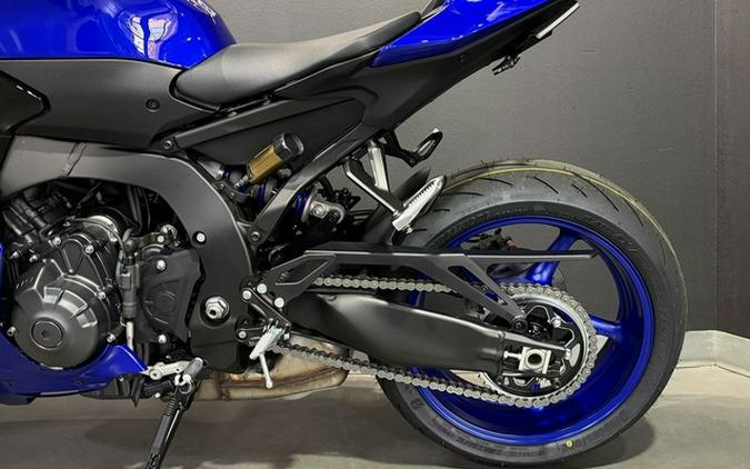 2027 Yamaha YZF R9