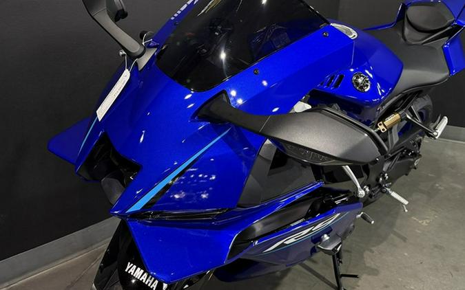 2027 Yamaha YZF R9
