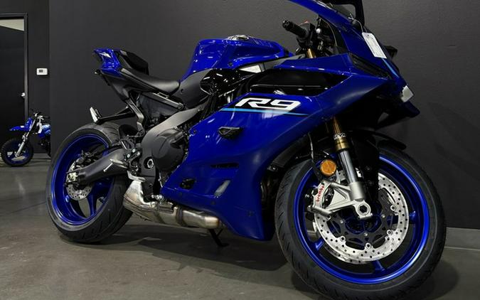 2027 Yamaha YZF R9