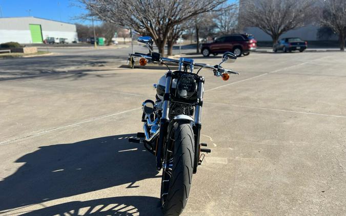 2024 Harley-Davidson Breakout White Onyx Pearl