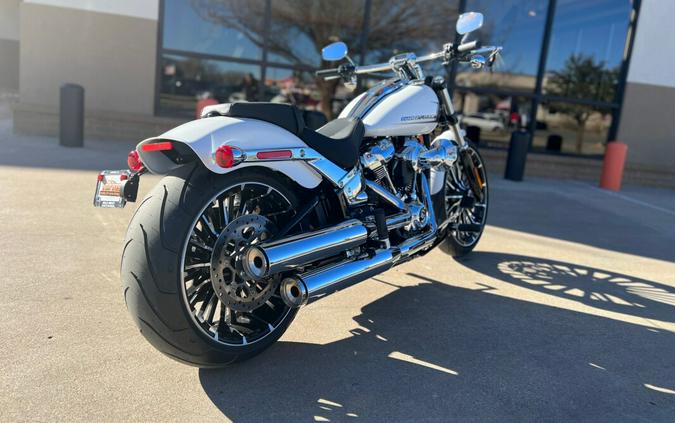 2024 Harley-Davidson Breakout White Onyx Pearl