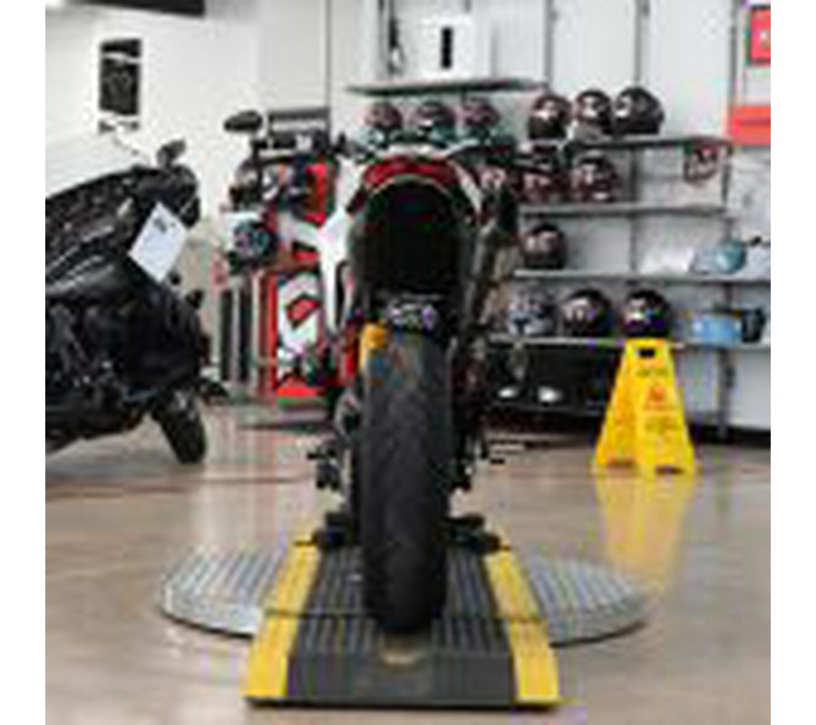 2016 Ducati Hypermotard 939