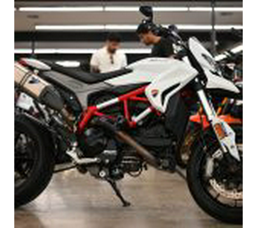2016 Ducati Hypermotard 939