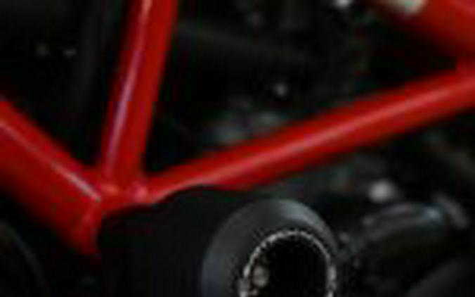2016 Ducati Hypermotard 939