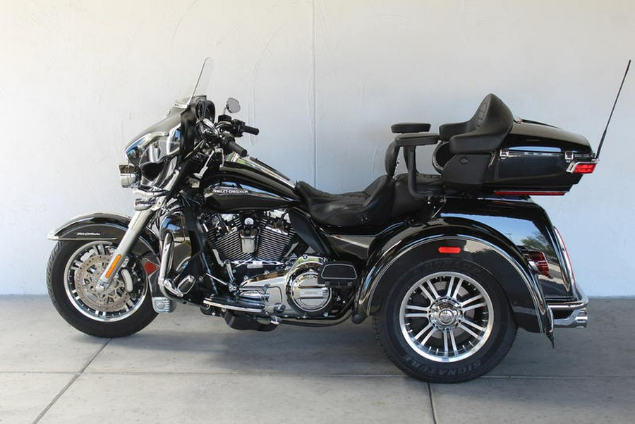 2015 Harley-Davidson® FLHTCUTG - Tri-Glide® Ultra