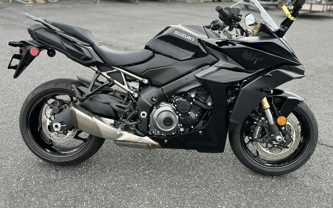 2022 Suzuki GSX-S 1000GT+