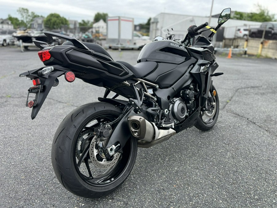 2022 Suzuki GSX-S 1000GT+