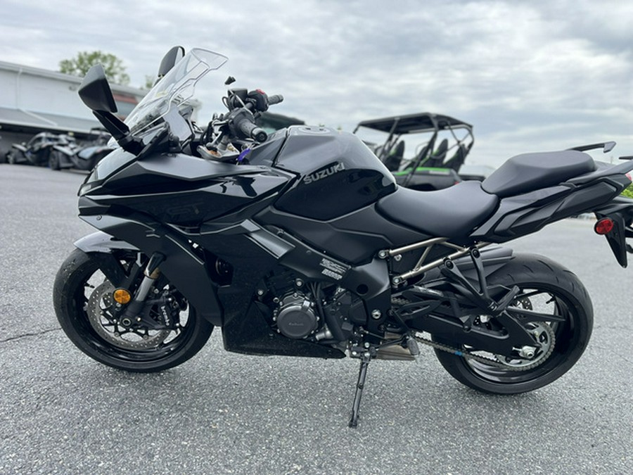 2022 Suzuki GSX-S 1000GT+