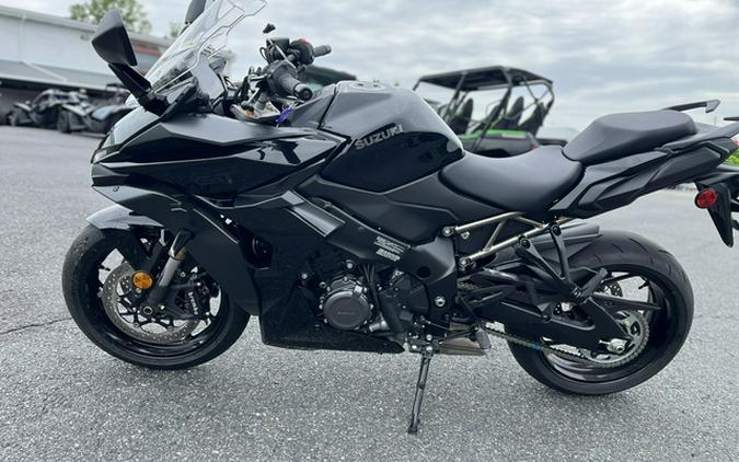 2022 Suzuki GSX-S 1000GT+