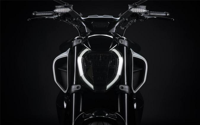 2023 Ducati Diavel V4