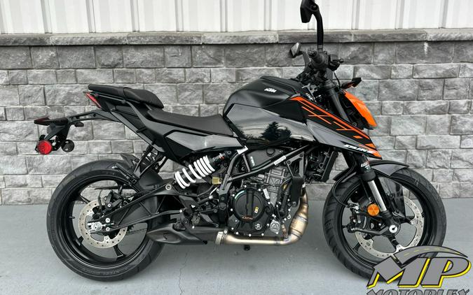 2026 KTM 250 Duke