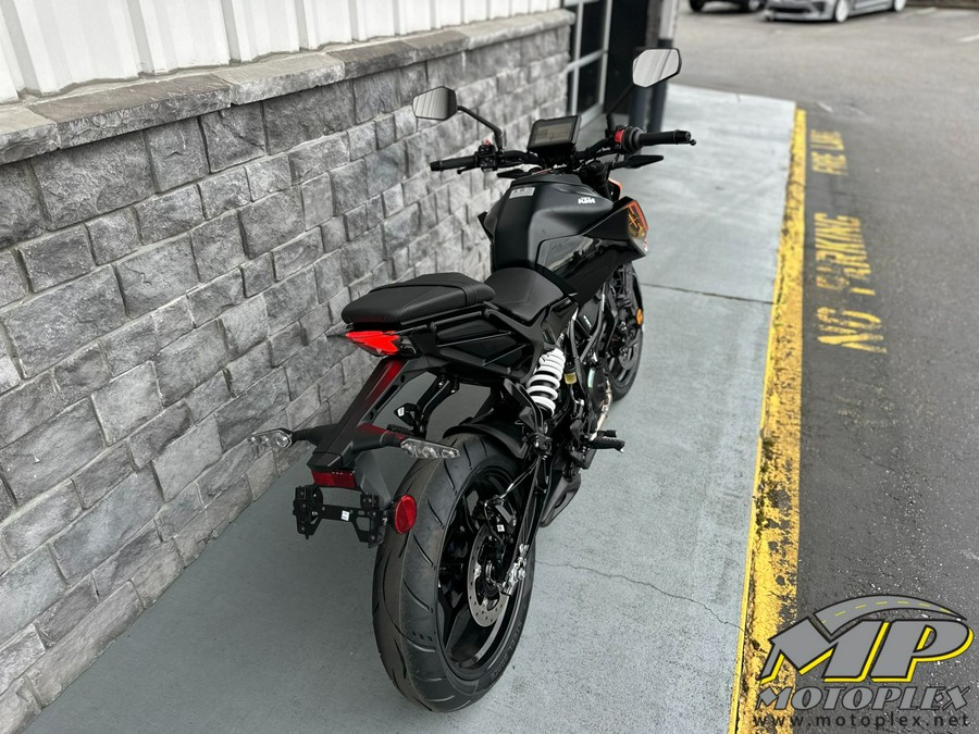 2026 KTM 250 Duke