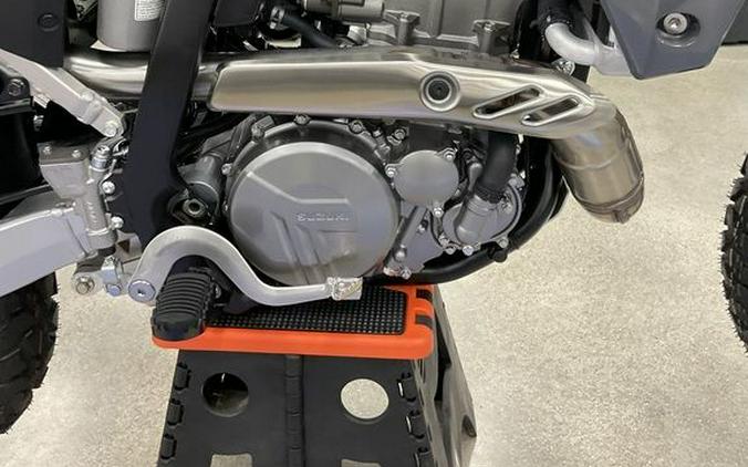 2026 Suzuki DR-Z4S