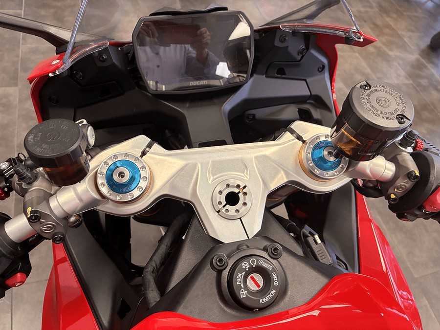 2025 Ducati PANIGALE V2S