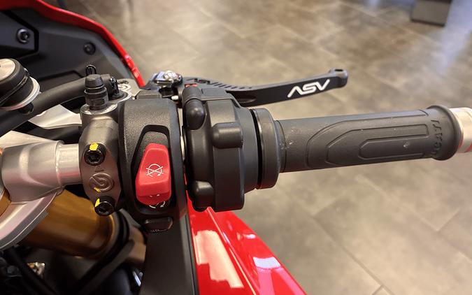 2025 Ducati PANIGALE V2S