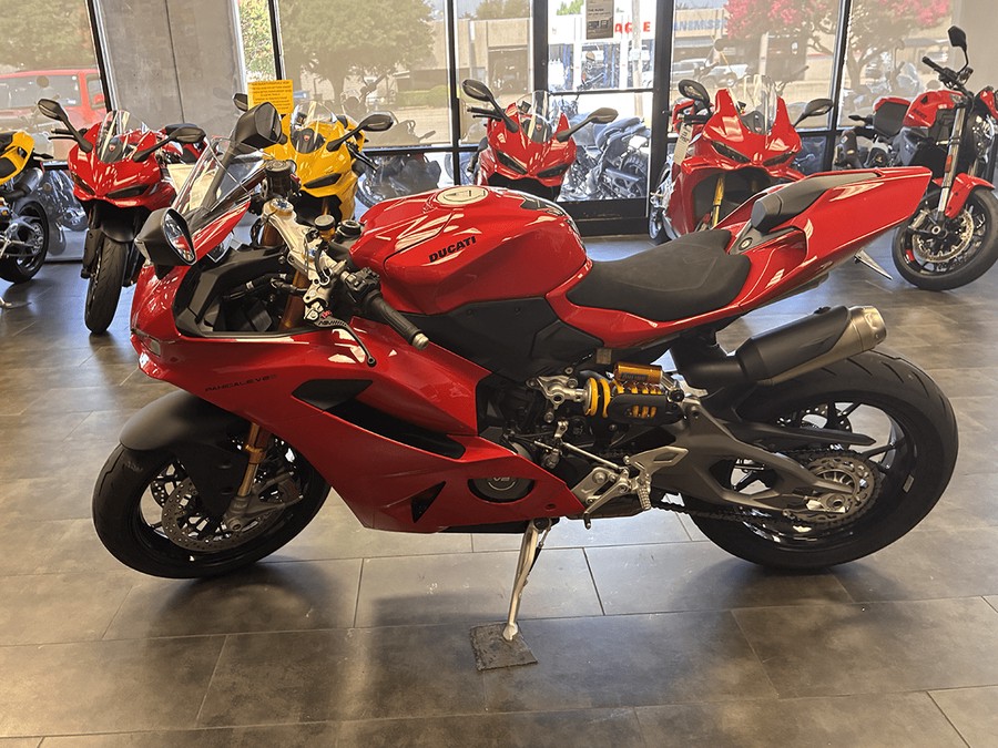 2025 Ducati PANIGALE V2S
