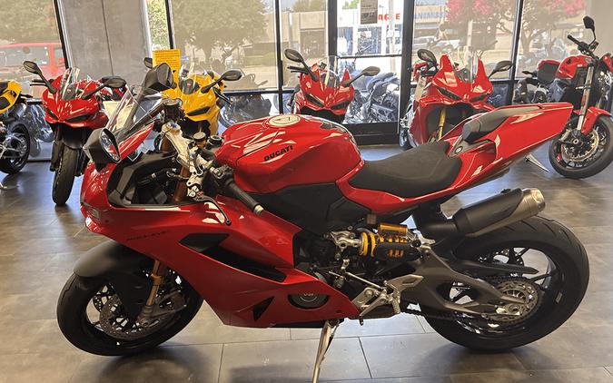 Used 2025 Ducati PANIGALE V2S