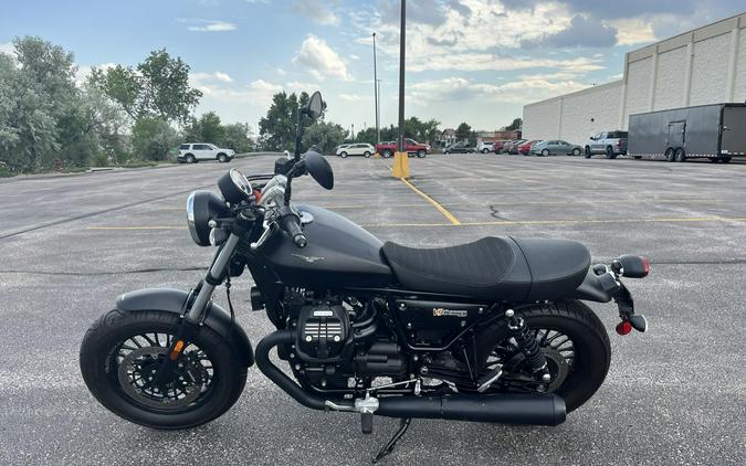 2017 Moto Guzzi V9 Bobber