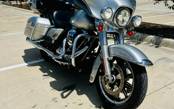 2015 Harley-Davidson Electra Glide Ultra Classic Brilliant Silve