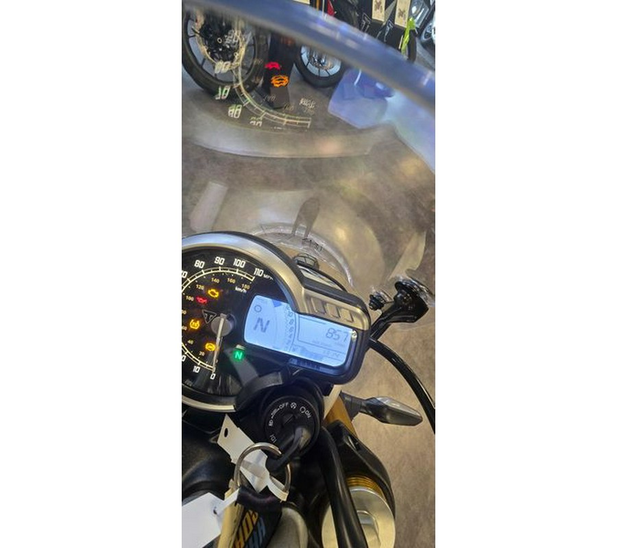 2024 Triumph Scrambler 400 X