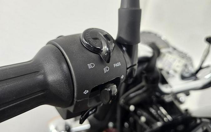 2023 Royal Enfield Classic 350 Halcyon Black