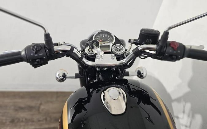 2023 Royal Enfield Classic 350 Halcyon Black