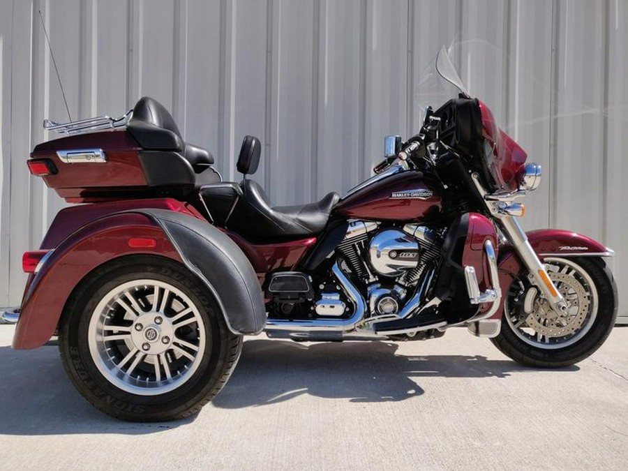 2015 Harley-Davidson® FLHTCUTG - Tri-Glide® Ultra