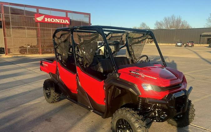 2023 Honda® Pioneer 1000-6 Deluxe Crew