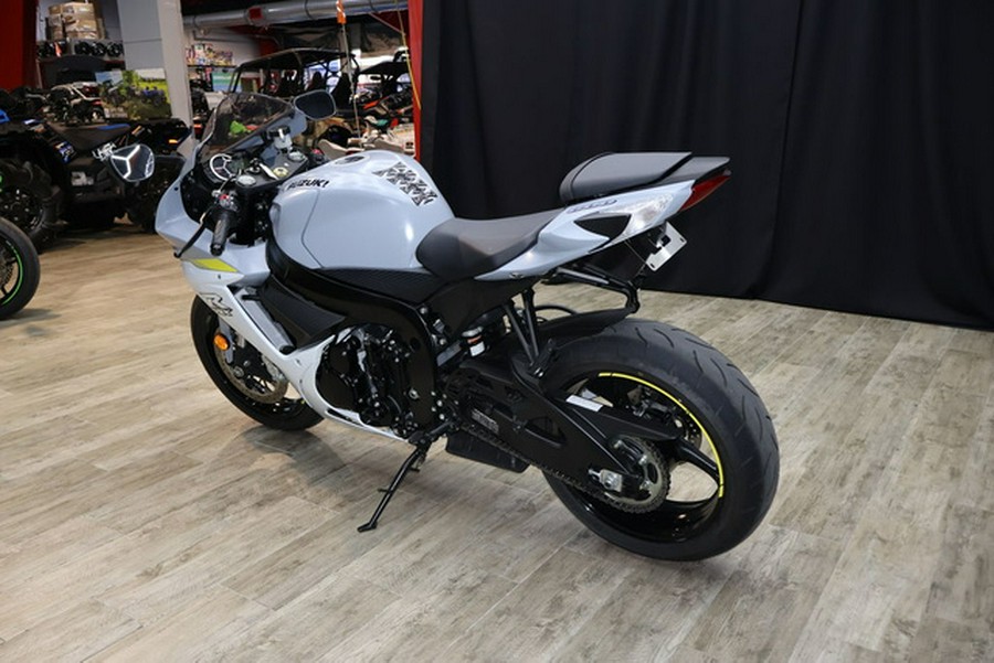 2022 Suzuki GSX-R 600