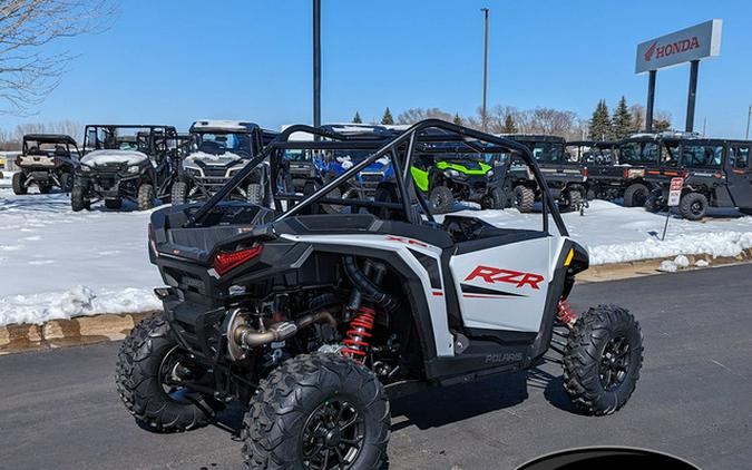 2024 Polaris Z24NEE99A2 WHITE LIGHTNING