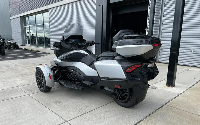 2024 Can-Am® Spyder RT Limited Dark Wheels