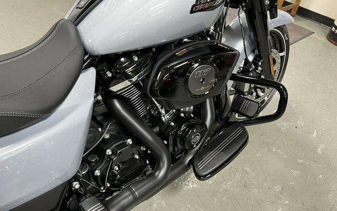 2024 Harley-Davidson FLHX - Street Glide