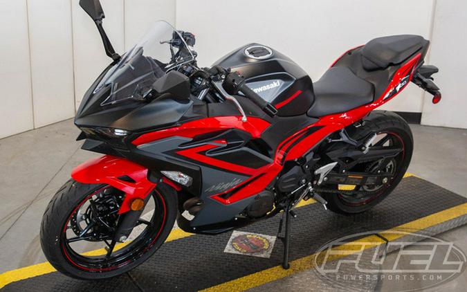 2024 Kawasaki Ninja 500 ABS Passion Red/Metallic Flat Spark Bla ABS