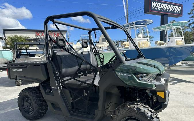 2025 Can-Am® Defender HD9