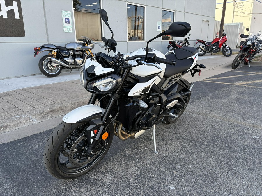 2025 Triumph Street Triple 765
