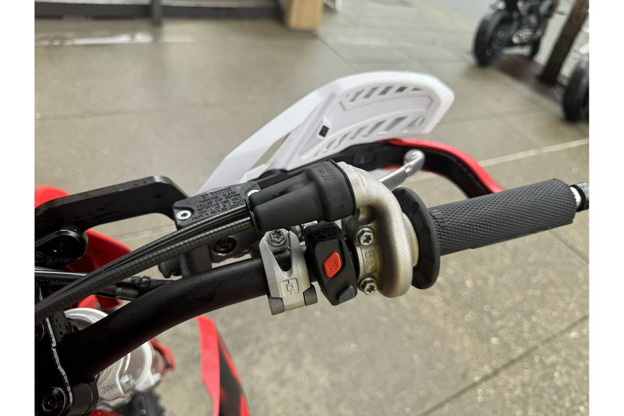 2025 300 EC GP - GASGAS