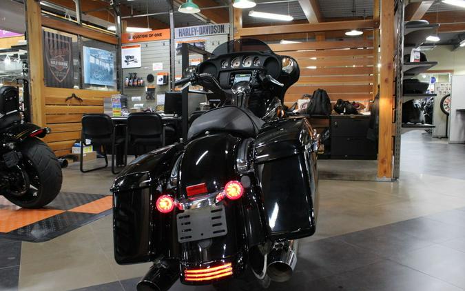 2021 Harley-Davidson® FLHX - Street Glide®