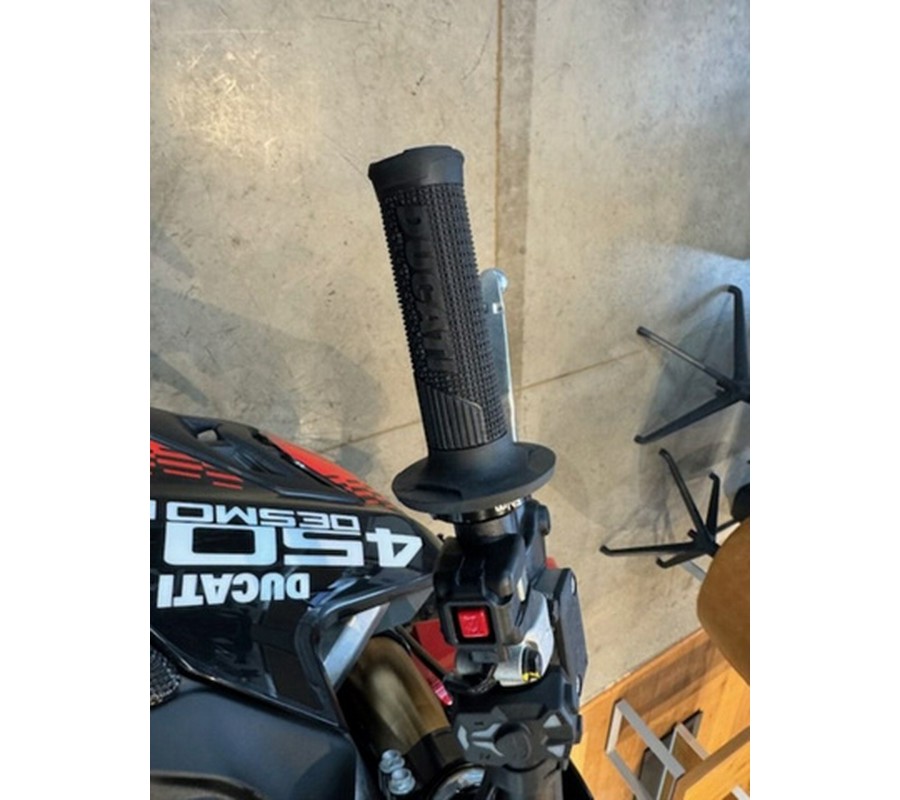 2026 Ducati Desmo 450 MX FACTORY R
