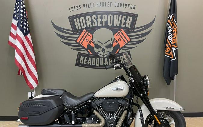 2022 Harley-Davidson Heritage Classic 114 Review