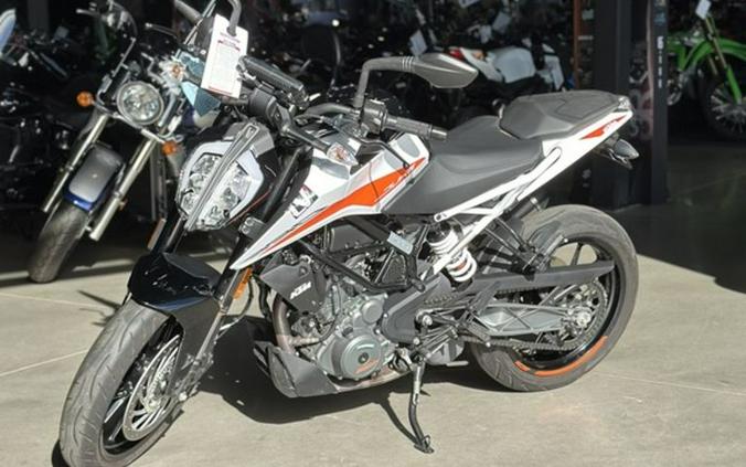 2021 KTM Duke 390