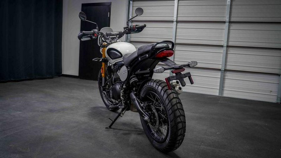 2026 Triumph Scrambler 400 XC Vanilla White