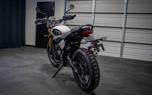 2026 Triumph Scrambler 400 XC Vanilla White