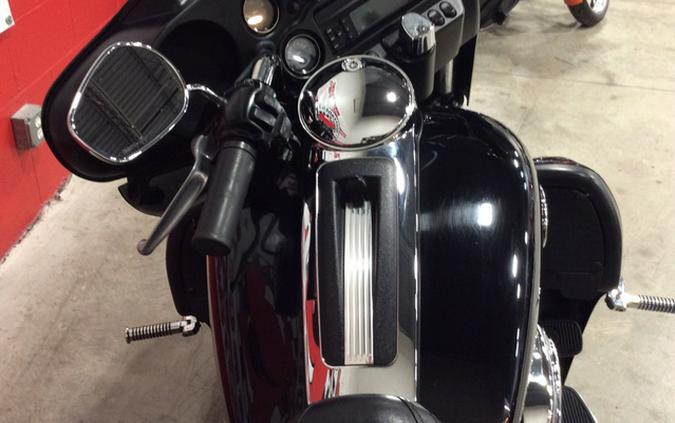 2013 Harley-Davidson FLHTCU Ultra Classic Electra Glide
