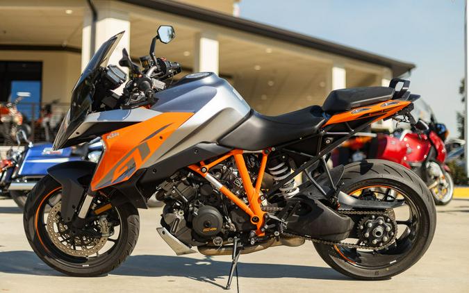 2016 KTM 1290 Super Duke GT