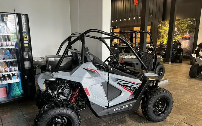 2024 Polaris RZR 200 EFI